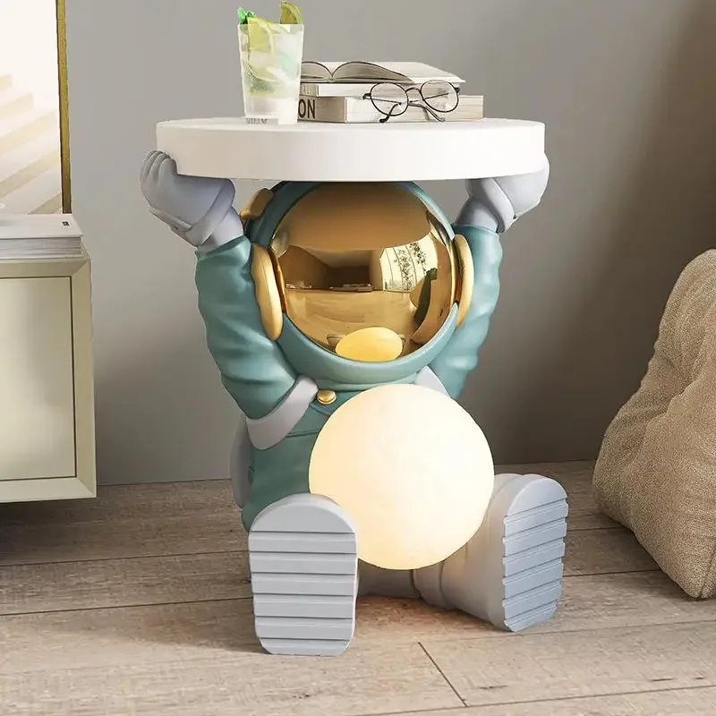 Astronaut figurine floor lamp with warm golden glow